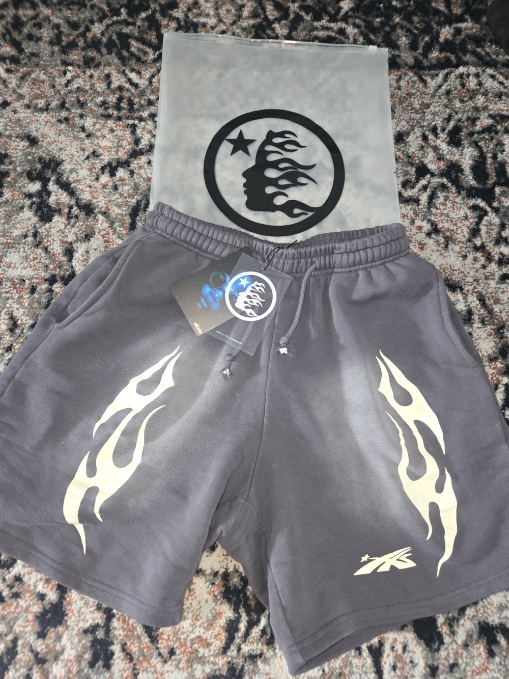 Hellstar Mens Shorts Grey